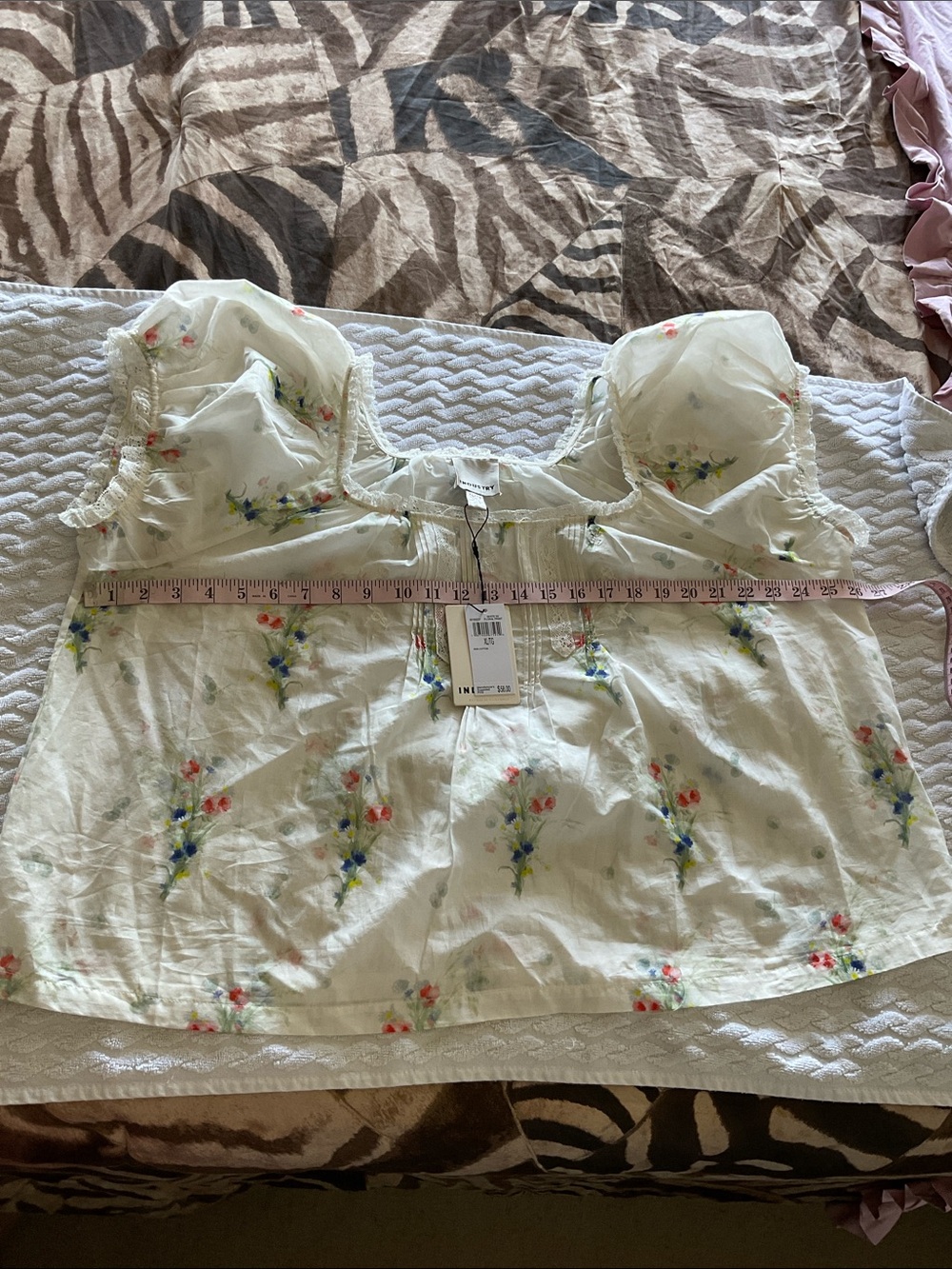 INDUSTRY Floral Puff-Sleeve Peasant Blouse with Lace Trim - Picture 6 of 8